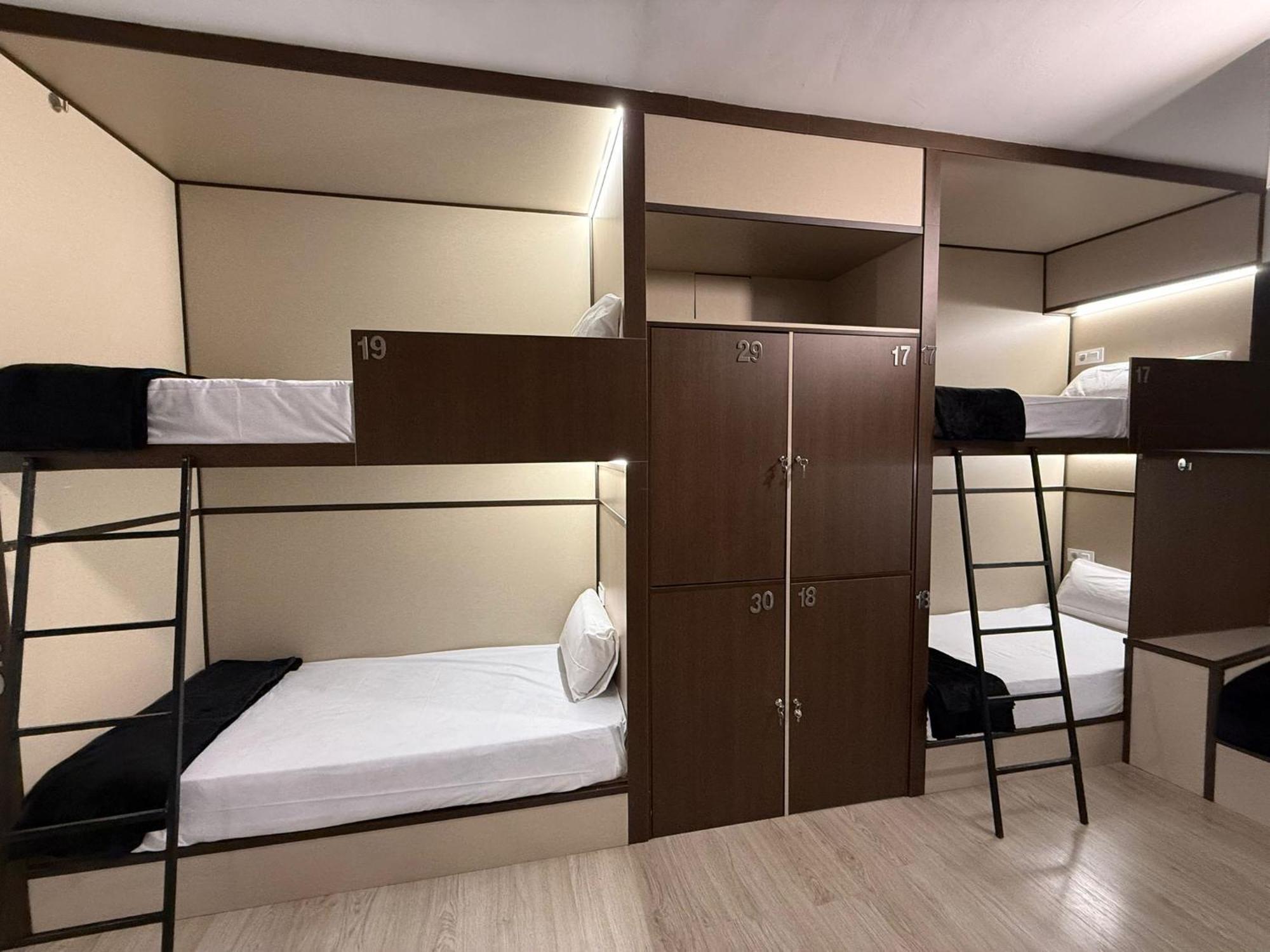 Hostel Tkh-Rooms Mate 마드리드 외부 사진