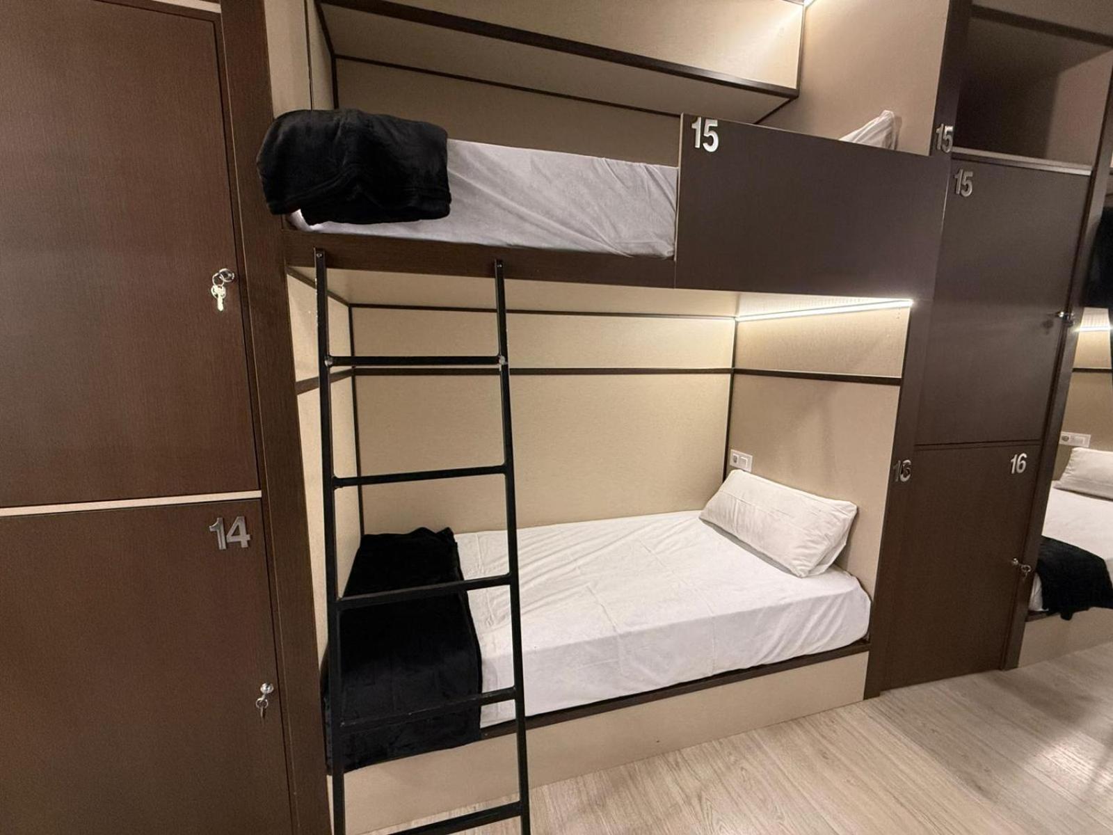 Hostel Tkh-Rooms Mate 마드리드 외부 사진